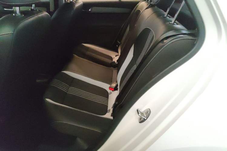 Used Skoda Fabia 2015 1.6L Automatic Sport Edition
