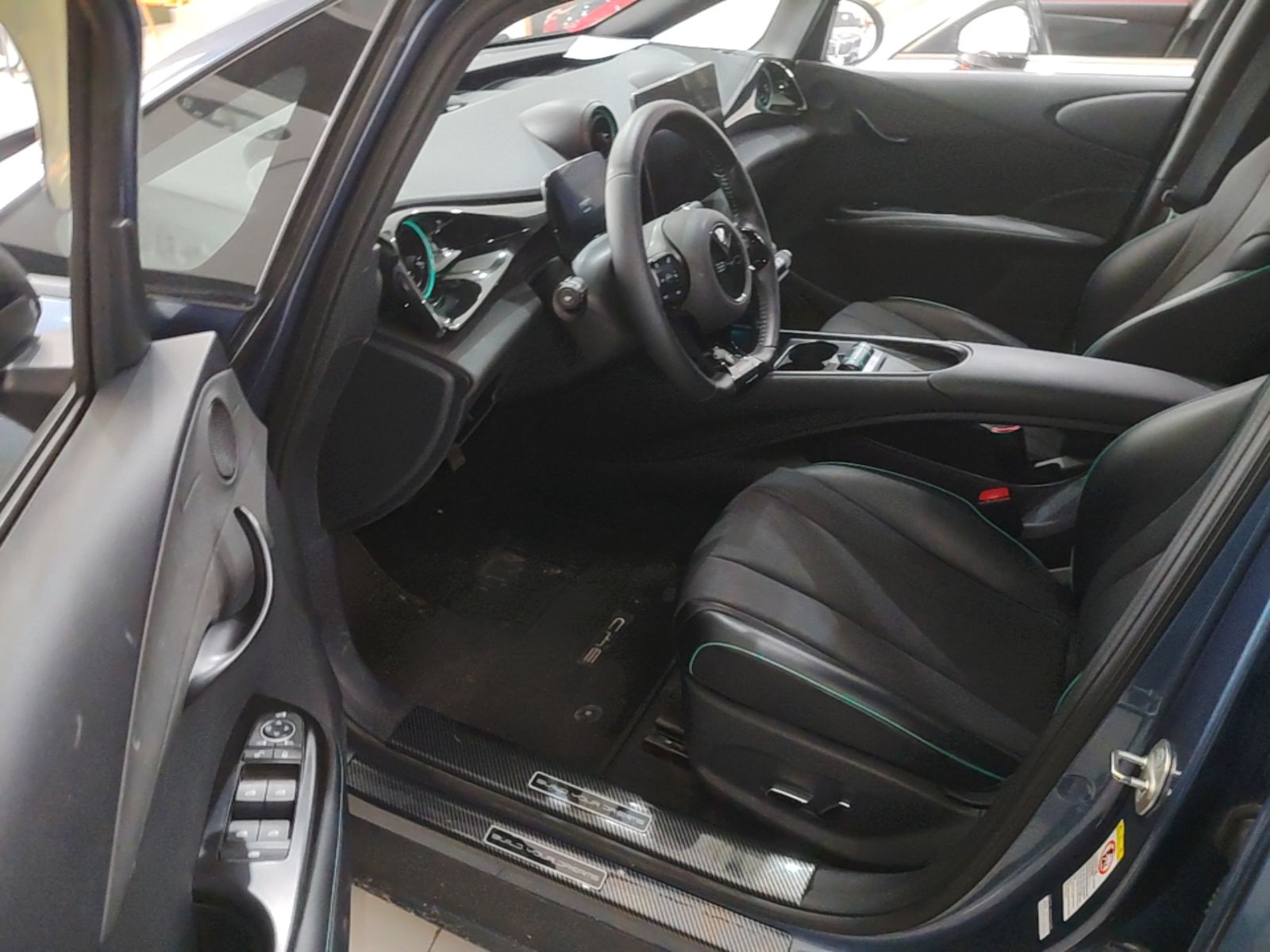 BYD Dolphin 2024 Honor Edition 420km Fashion Version — снимка 18