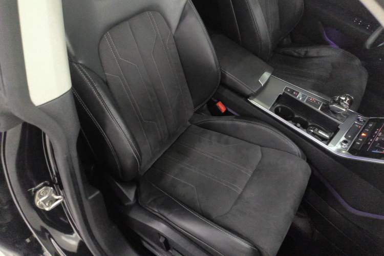 Used Audi A7L 2022 45 TFSI S-line Dream-Building Edition
