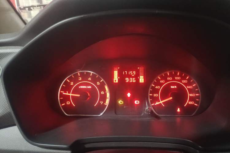 Used Wuling Hongguang V 2022 1.5L Jingqu Edition Electric-Assist LAR