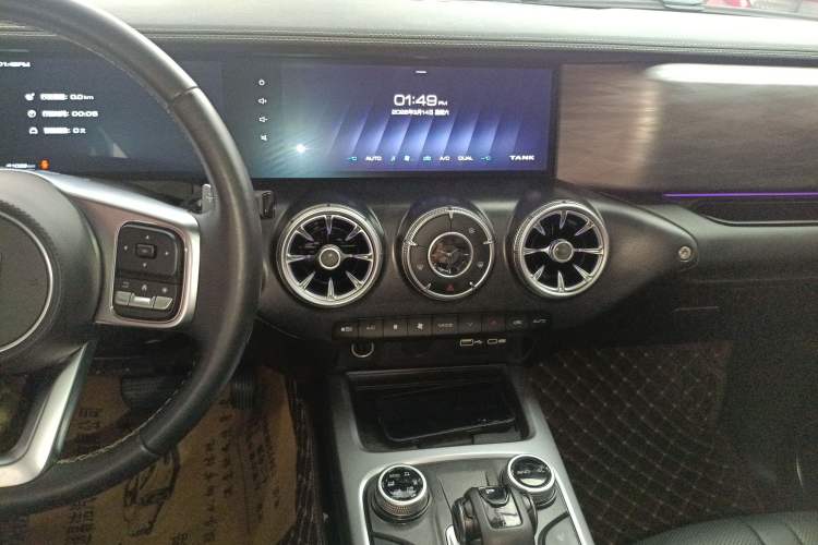 Used Tank 300 2023 City Edition 2.0T—Stylish as Ever