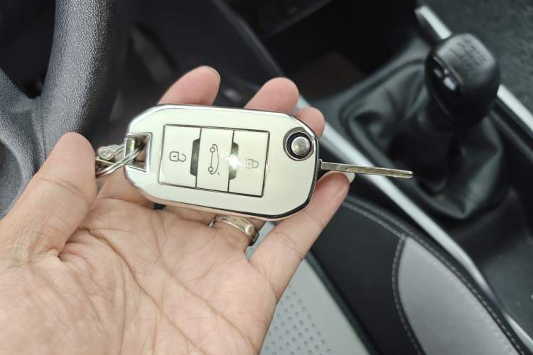 Used Peugeot 2008 2014 1.6L Manual Trend Edition