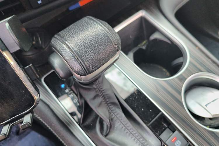 Used Toyota SIENNA 2021 2.5L Hybrid Platinum Edition