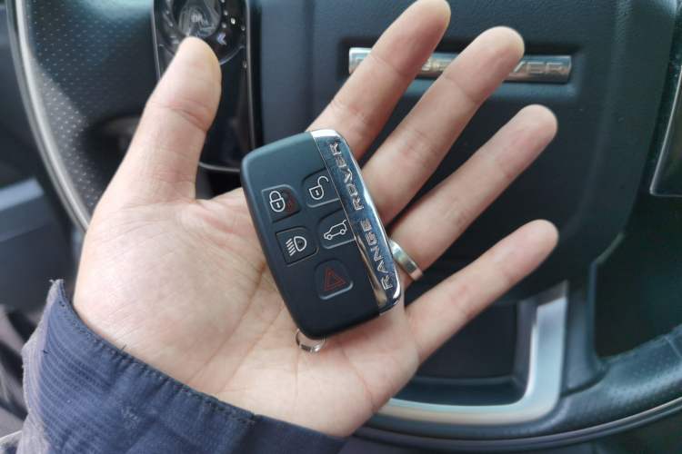 Used Land Rover Range Velar 2020 P340 R-DYNAMIC S Vehicle Key