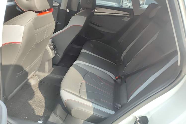 Used Volkswagen Lamando 2024 Lavida L 280TSI DSG Cool & Spicy Edition