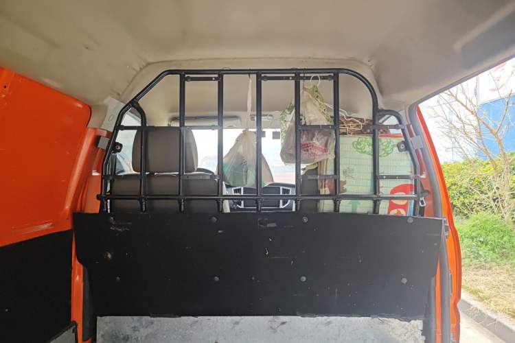 Used FORTHING Lingzhi 2023 V3 1.6L Base Model 2 Seats Headliner