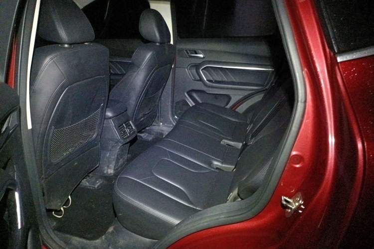 Used Haval H6 2017 Blue Label 2.0T Automatic Two-Wheel Drive Smart Edition
