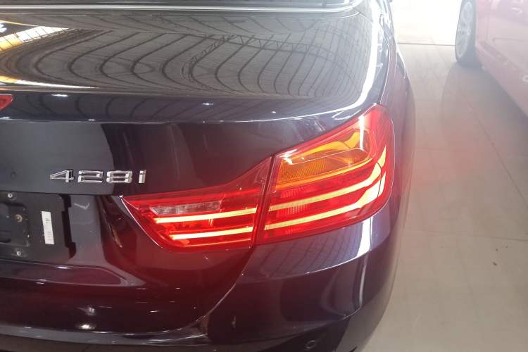 Used BMW 4 Series 2014 428i Convertible Sport Design Package Exterior 3