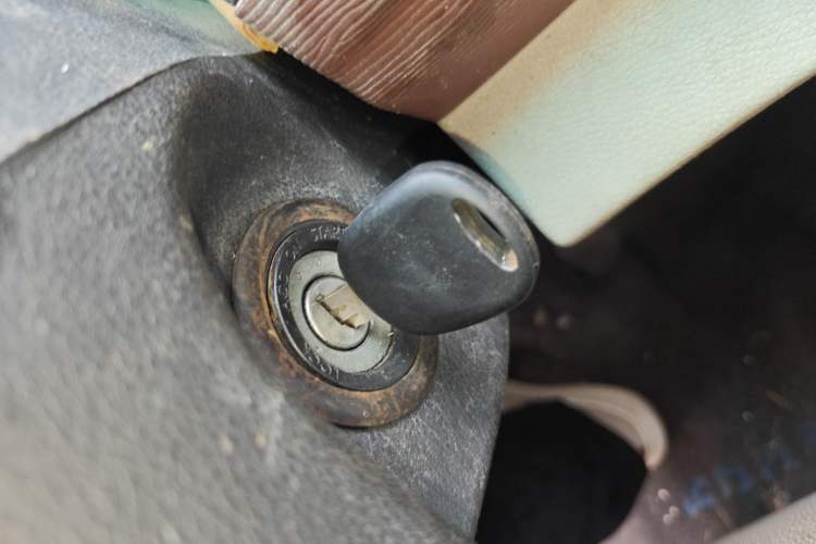 Used FORTHING Lingzhi 2017 M5L 1.6L 7-Seater Comfort Model