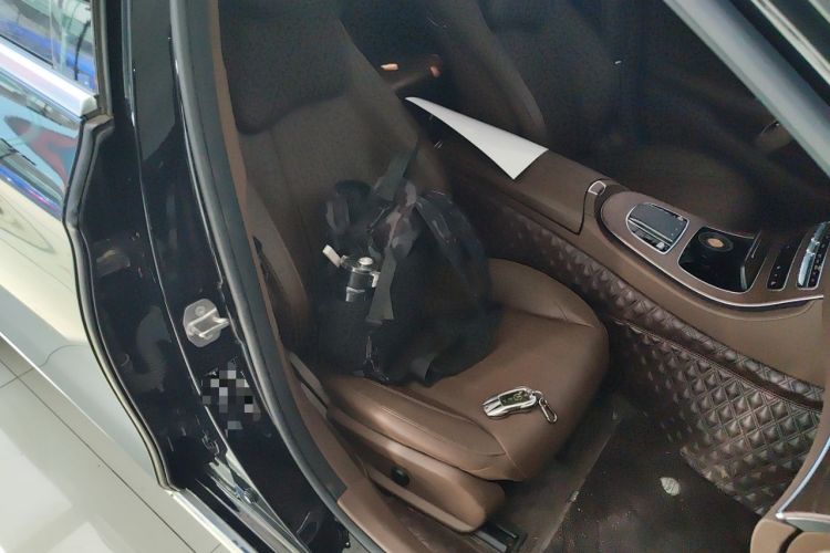 Used Mercedes-Benz E-Class 2023 E 300 L Stylish Model
