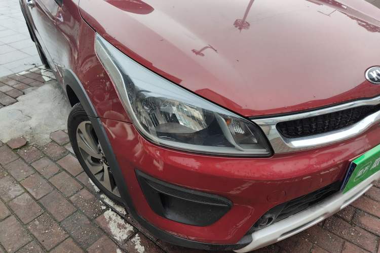 Used Kia KX Cross 2017 1.4L AT GLS
