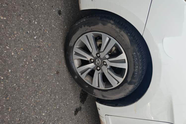 Used Great Wall C30 2016 1.5L Manual Luxury Model Left Front Wheel Hub