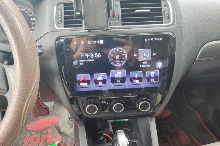 Used Volkswagen Sagitar 2012 1.6L Automatic Fashion Edition