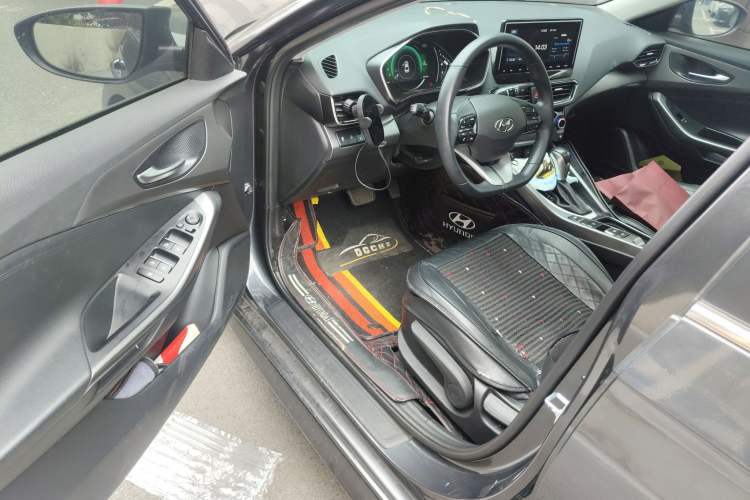 Used Hyundai Lafesta 2021 280TGDi GLX Elite Edition Driver Seat