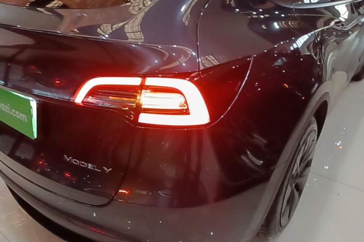 Used Tesla Model Y 2024 Rear-Wheel-Drive Version