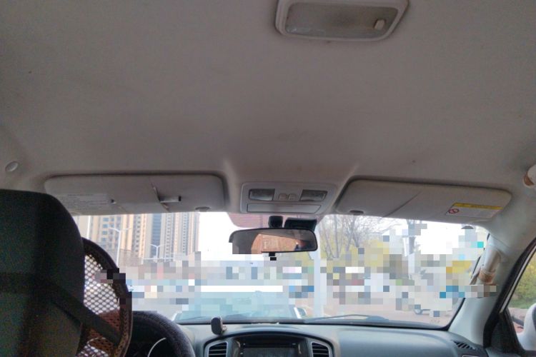 Used Foton Savana 2015 2.0T Manual 4x4 Gasoline Luxury 7-Seater
