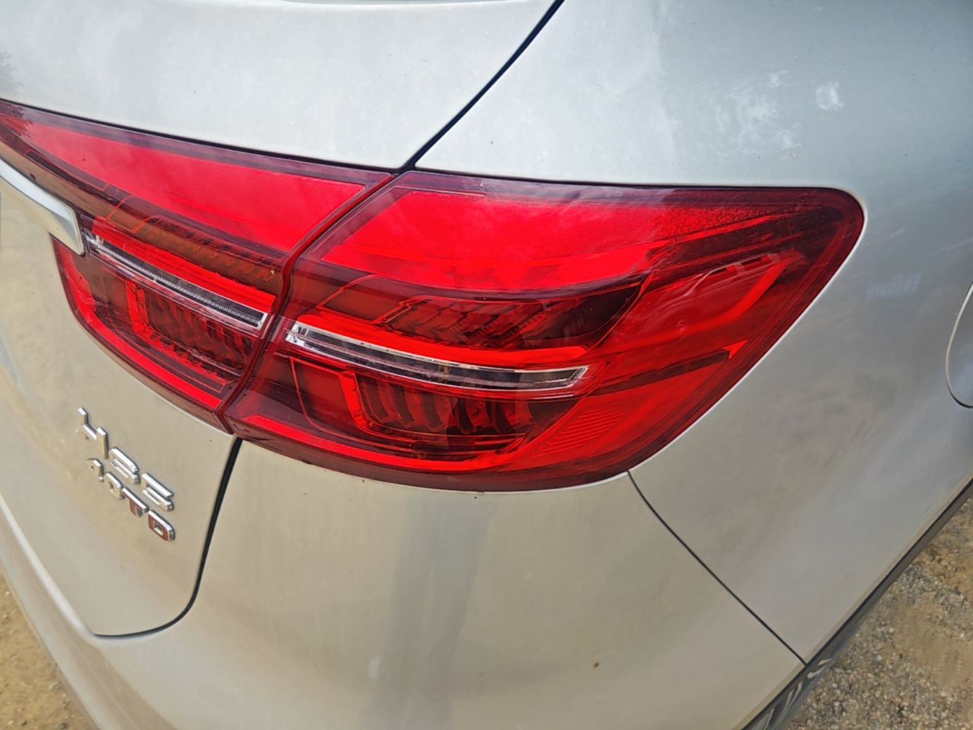 Hongqi HS5 2022 Facelifted Version 2.0T Smart Connect Flagship All-Wheel-Drive Edition — снимка 9