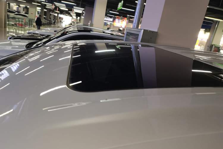 Used Buick GL8 New Energy 2025 Lushang First-Drive Edition 7-Seater
