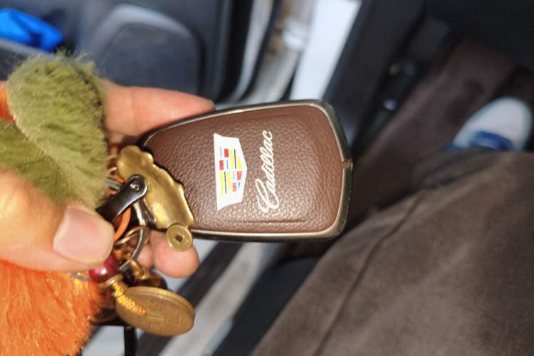 Used Cadillac SRX 2012 3.0L Comfort Model