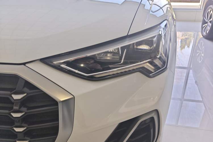 Used Audi Q3 2020 40 TFSI Fashion Dynamic Model