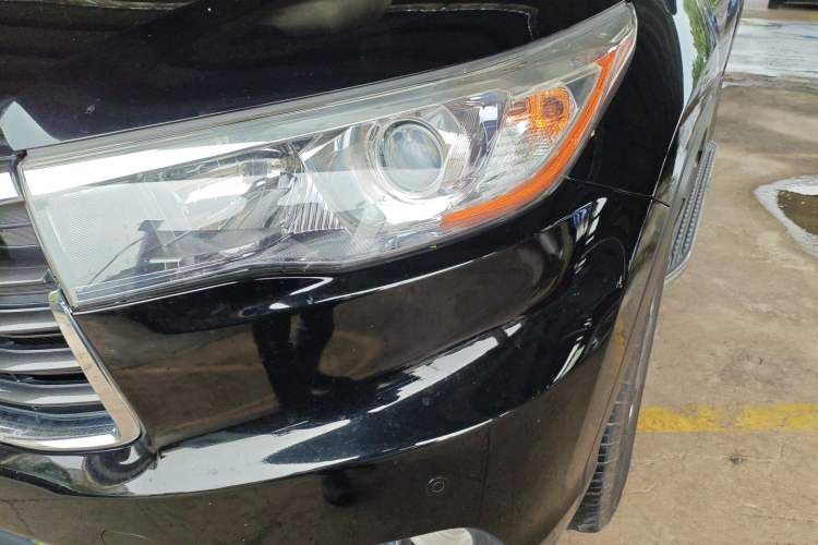 Used Toyota Highlander 2015 2.0T Two-Wheel Drive Luxury Edition 7 Seats Left Front Headlight