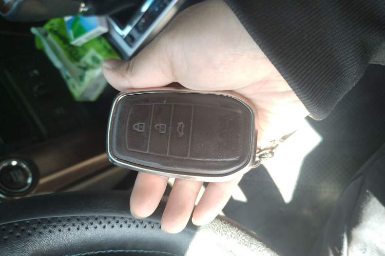 Used Toyota Prado 2016 3.5L Automatic TX-L NAVI Vehicle Key