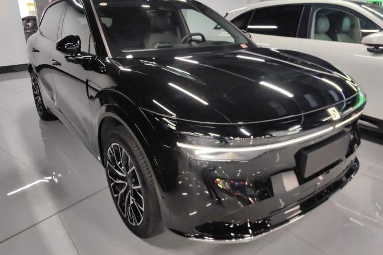 Used Zeekr 7X 2025 100 kWh Long-Range Rear-Wheel Drive with Intelligent Driving Features