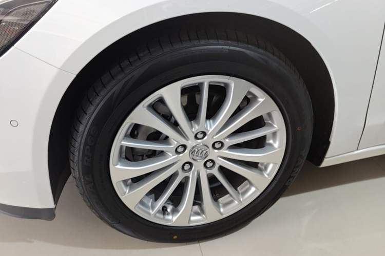 Used Buick LaCrosse 2016 28T Premium Edition

