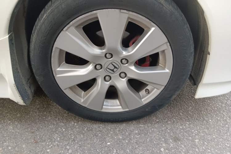 Used Honda Jade 2014 1.8L Automatic Comfort Elite Version 5 Seats
