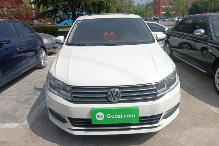 Used Volkswagen Santana 2018 1.5L Automatic Comfort Edition Front