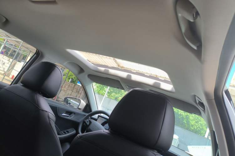 Used Roewe i5 2023 1.5L CVT Luxury Edition