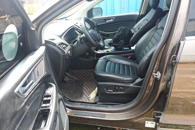 Used Ford Edge 2015 2.0T GTDi 4x4 High-Grade Model