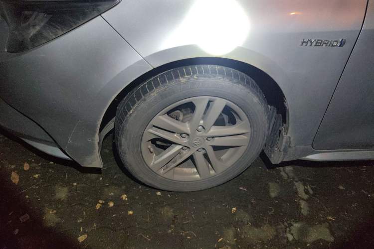 Used Toyota Levin 2021 Dual-Engine 1.8H E-CVT Luxury Edition Right Front Wheel Hub