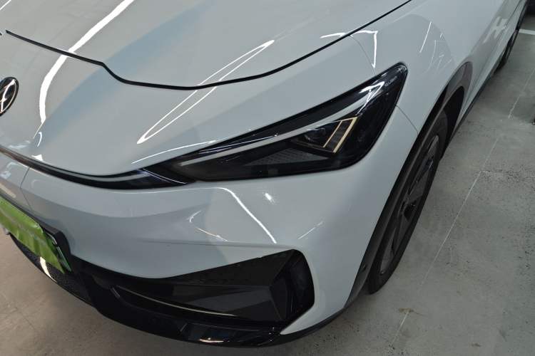 Used Volkswagen ID.UNYX 2024 Pro Long-Range Version
