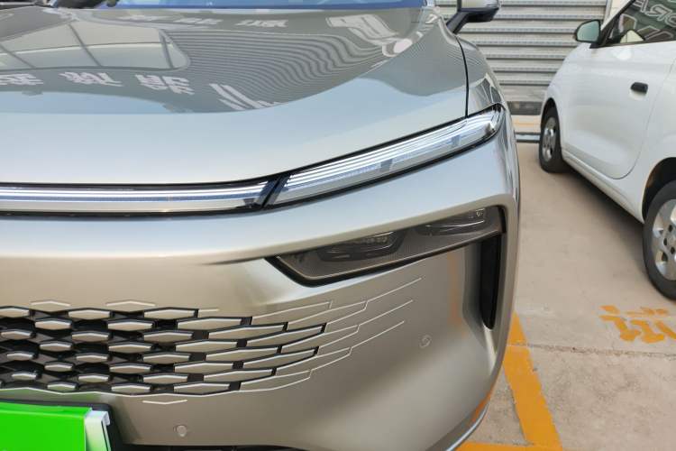 Used Wey Mocha New Energy 2024 Hi4 Four-Wheel Drive Long-Range Version
