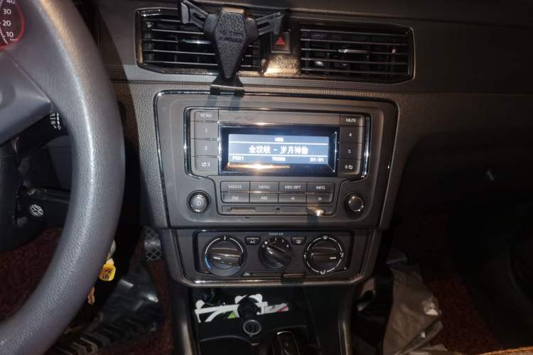 Used Volkswagen Santana 2017 Haval H6 1.6L Automatic Fashion Edition