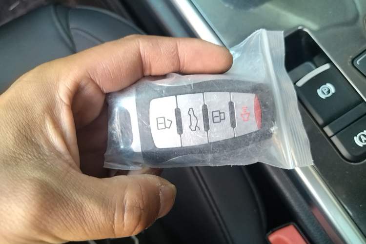 Used Haval H6 2019 Sport Edition 1.5T Automatic Two-Wheel Drive Elite Model China VI Vehicle Key