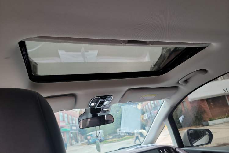 Used GAC Trumpchi M8 2024 Master Series 400T Prestige Edition
