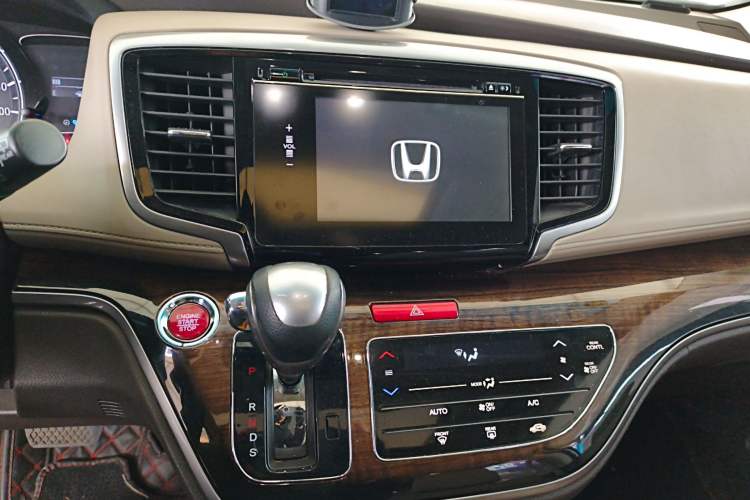 Used Honda Odyssey 2017 2.4L Luxury Edition
