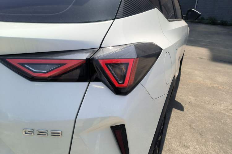 Used GAC Trumpchi GS3 2023 Yingsu 270T Jingqu Edition Right Rear Taillight