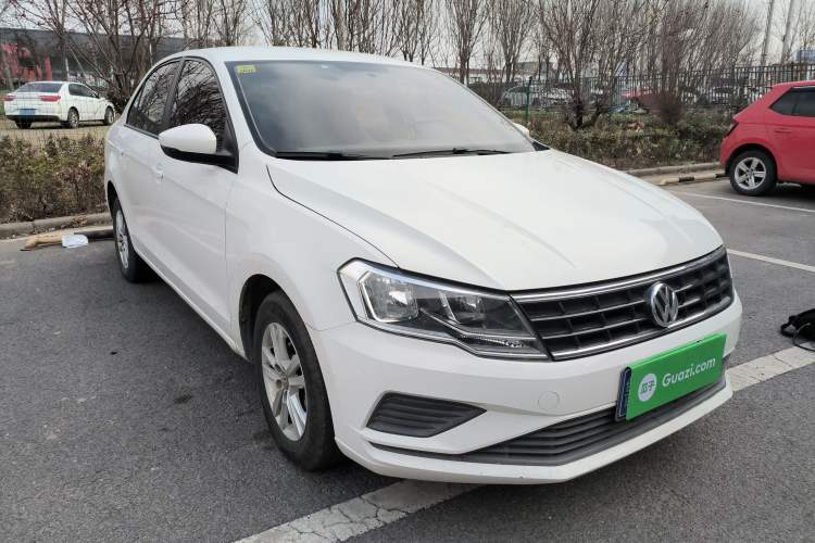 Used Volkswagen Jetta 2017 1.4L Manual Fashion Edition