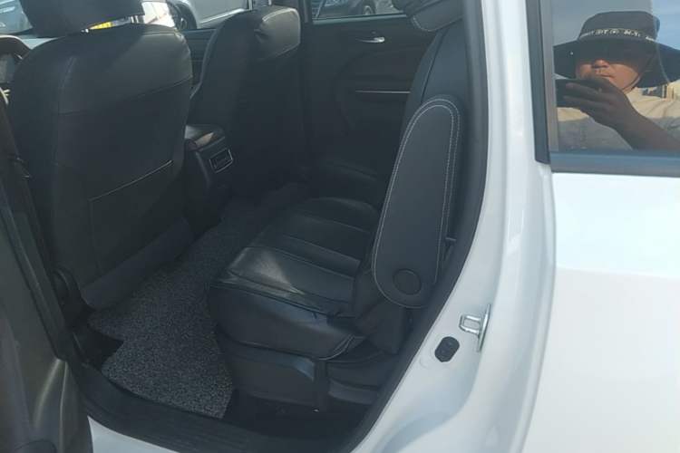 Used GAC Trumpchi M6 2023 PRO 270T DCT Elite Edition
