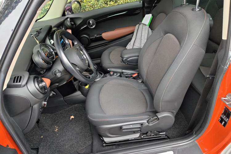 Used MINI MINI 2018 1.5T ONE PLUS
