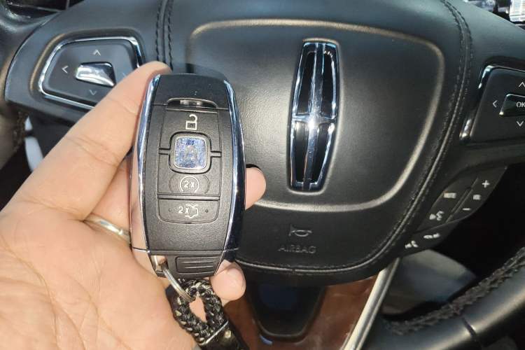 Used Lincoln MKZ 2017 2.0T Luxury Edition