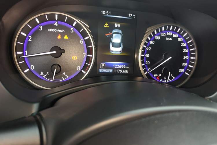 Used Infiniti Q50 2014 2.0T Luxury Edition
