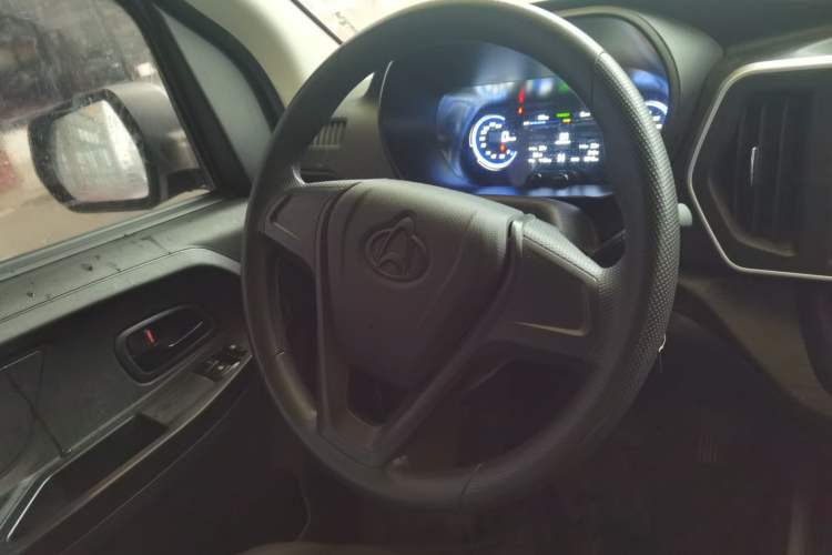 Used Chana Ruixing EM60 2024 Comfort Model 6 Seats 41.86 kWh Liftback Doors
