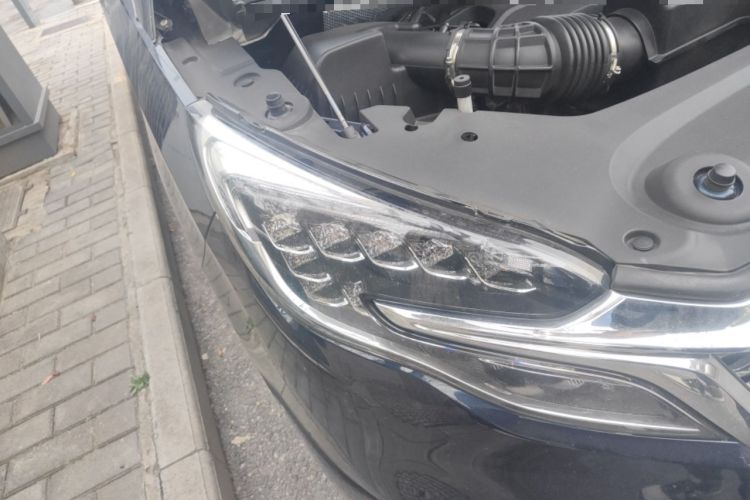 Used Buick GL8 2020 Avenir Avia Four-Seat Luxury Edition Right Front Headlight