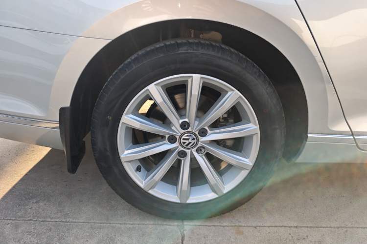 Used Volkswagen Magotan 2019 330TSI DSG Leading Edition China V Standard