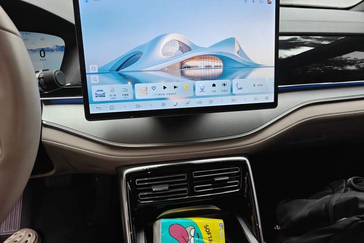 Used BYD Tang New Energy 2024 DM-i Glory Edition 112KM Flagship Model Audio And AC Panel