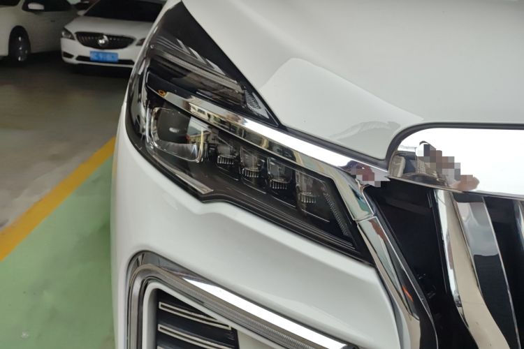 Used Buick GL8 2021 Land Cruiser Executive 652T Premium Model Right Front Headlight